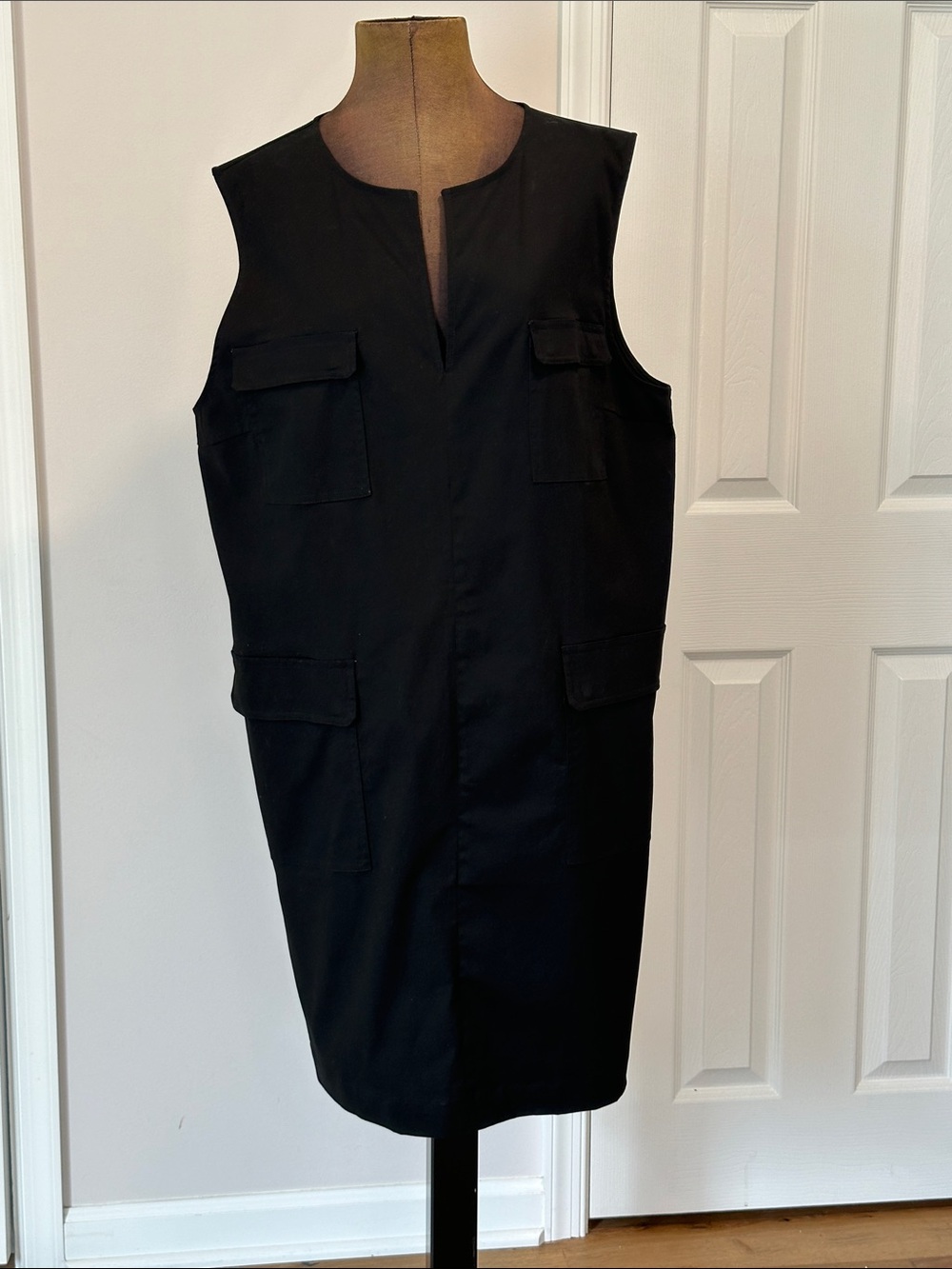 Tuckernuck Sleeveless Black Shift Dress size XXL